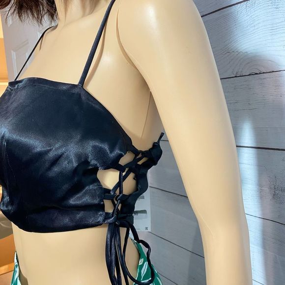 ZARA laced satin crop top. XS - Picture 3 of 12